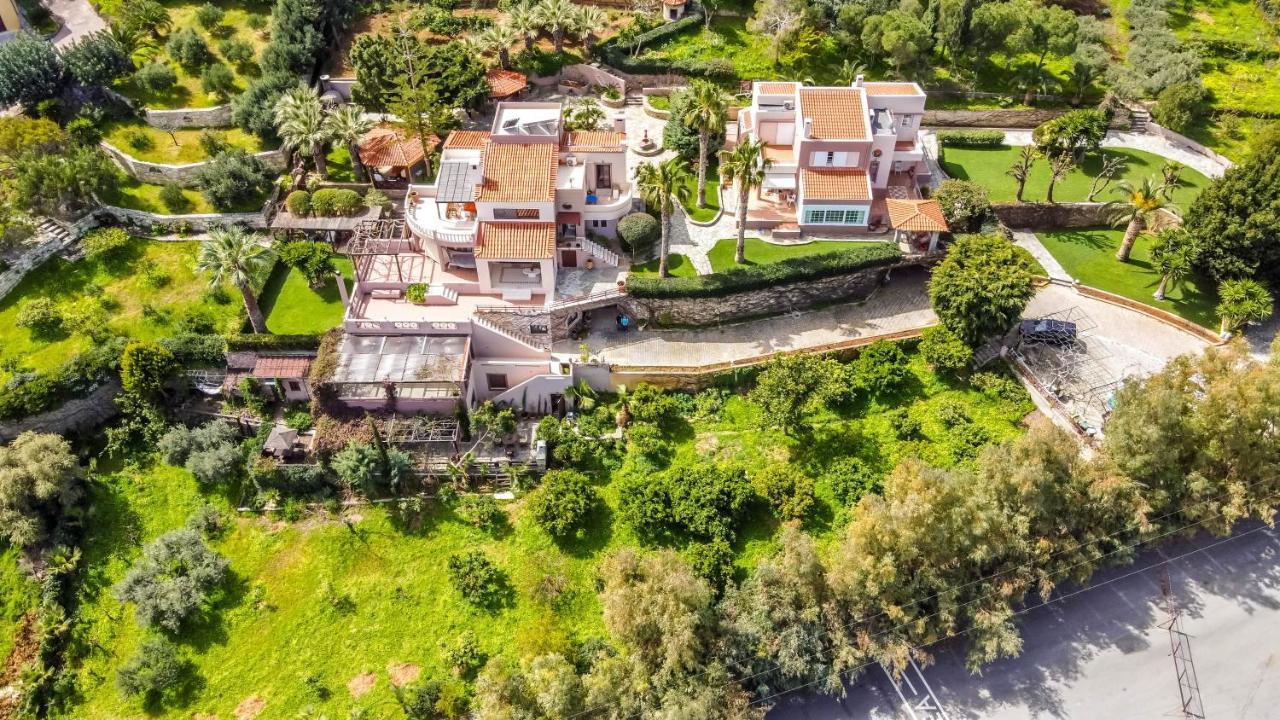 Modern With Gardens And Stunning Views
