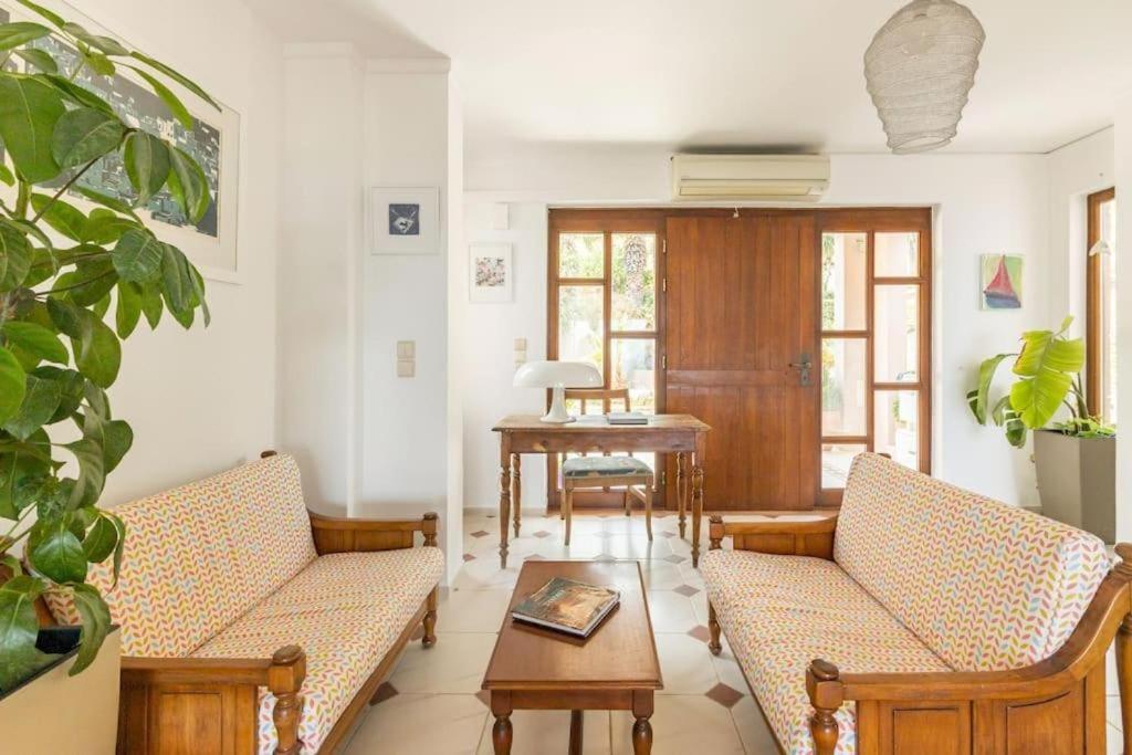 Modern With Gardens And Stunning Views Apartmán Ligaria (Crete)